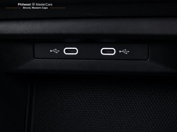 2026-Volkswagen-Golf-14-TSI-Life-Auto-110kw image:25