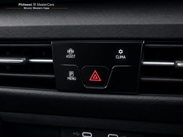 2026-Volkswagen-Golf-14-TSI-Life-Auto-110kw image:29
