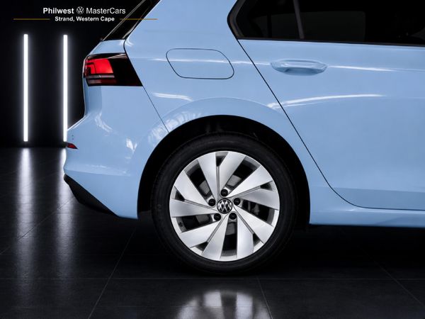 2026-Volkswagen-Golf-14-TSI-Life-Auto-110kw image:39