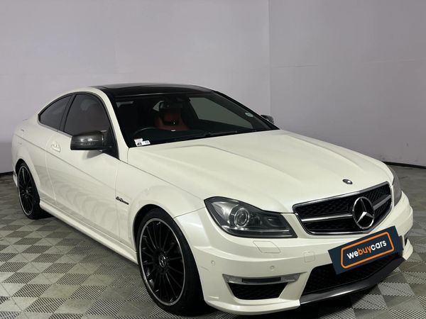 2013-Mercedes-AMG-C-Class-C63-AMG-Coupe image:15