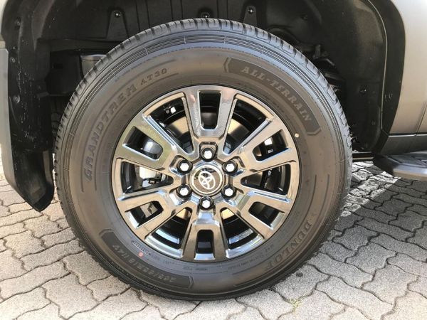 2026-Toyota-Land-Cruiser-Prado-TX-28GD-Auto image:7