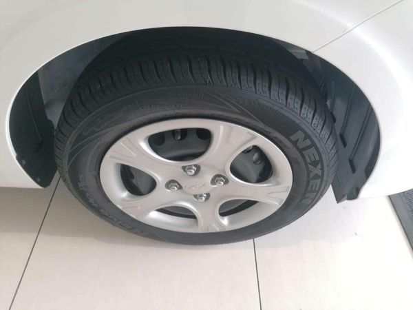 2026-Kia-Picanto-10-LS-Auto image:9