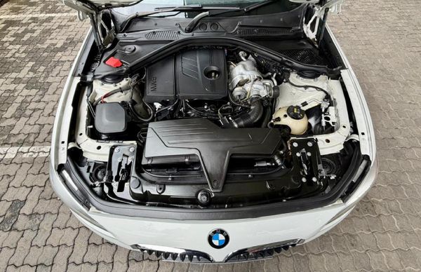 2016-BMW-1-Series-120i-5-dr-Sport-Line-Auto image:12