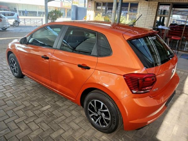 2019-Volkswagen-Polo-10-TSI-Trendline image:5