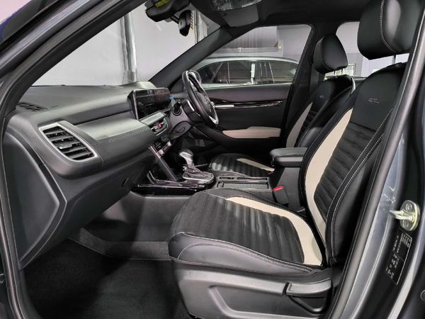 2025-Kia-Seltos-15T-GDI-GT-Line image:8