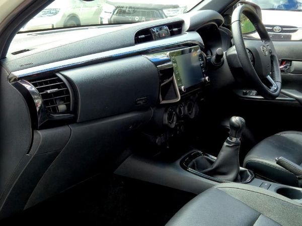 2023-Toyota-Hilux-28-GD-6-Raised-Body-Legend-Extended-Cab image:11