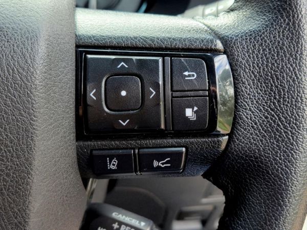 2023-Toyota-Hilux-28-GD-6-Raised-Body-Legend-Extended-Cab image:22