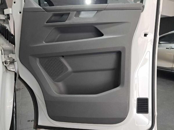 2023-Volkswagen-Kombi-T61-20-TDI-110kW-Auto-Trendline image:24