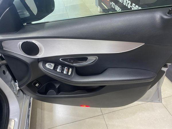2019-Mercedes-Benz-C-Class-C-180-Auto image:10