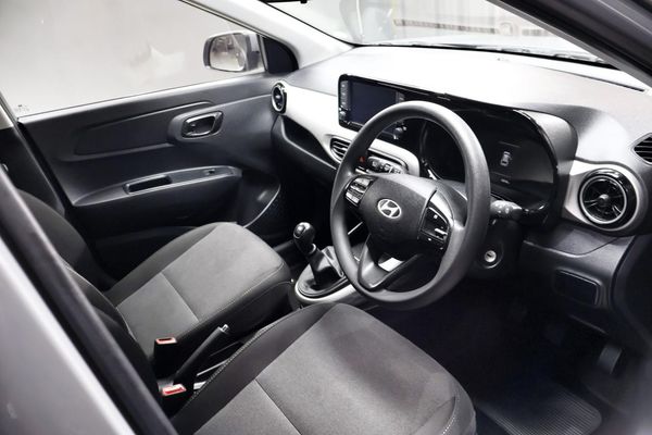 2025-Hyundai-Exter-12-Premium image:8