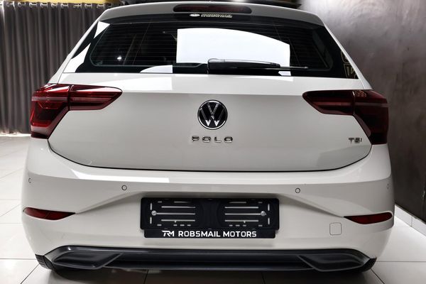 2022-Volkswagen-Polo-10-TSI-Life image:5