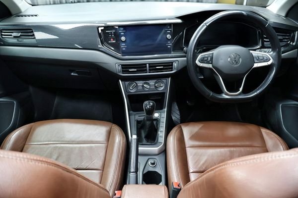 2022-Volkswagen-Polo-10-TSI-Life image:7