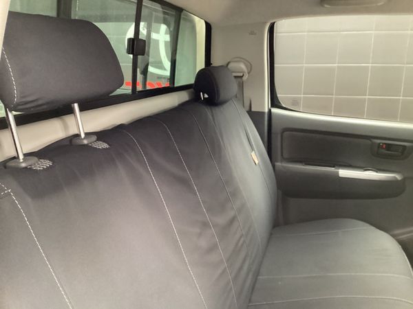 2014-Toyota-Hilux-30-D-4D-Raider-Raised-Body-Auto-Double-Cab image:16