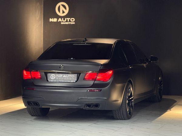 2013-BMW-7-Series-760Li-M-Sport image:3