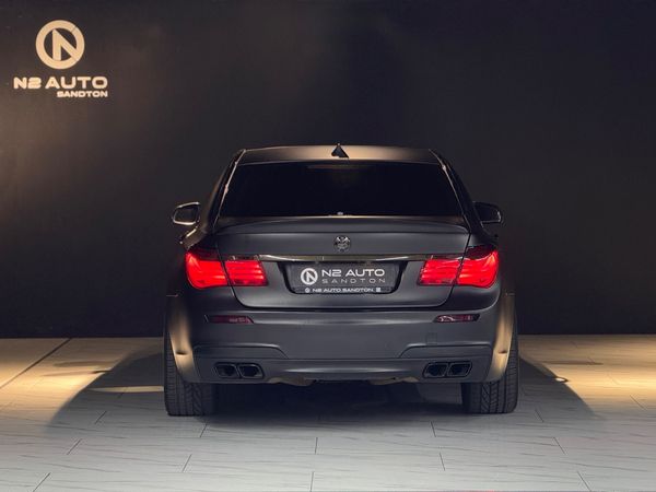 2013-BMW-7-Series-760Li-M-Sport image:5