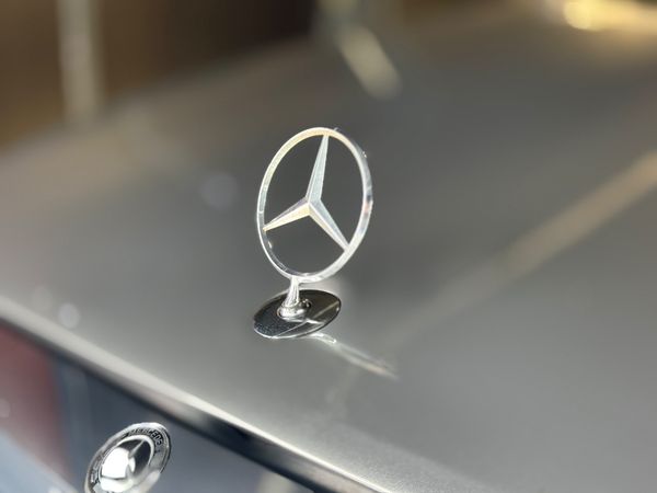 2014-Mercedes-Benz-S-Class-S-350-Bluetec image:7