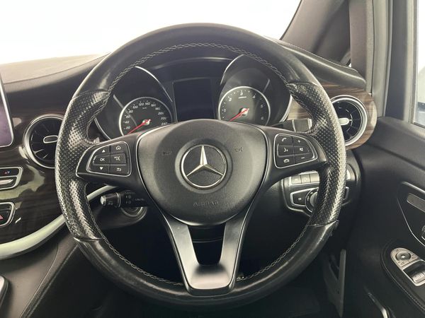 2020-Mercedes-Benz-V-Class-V-250d-Avantgarde-Auto image:12