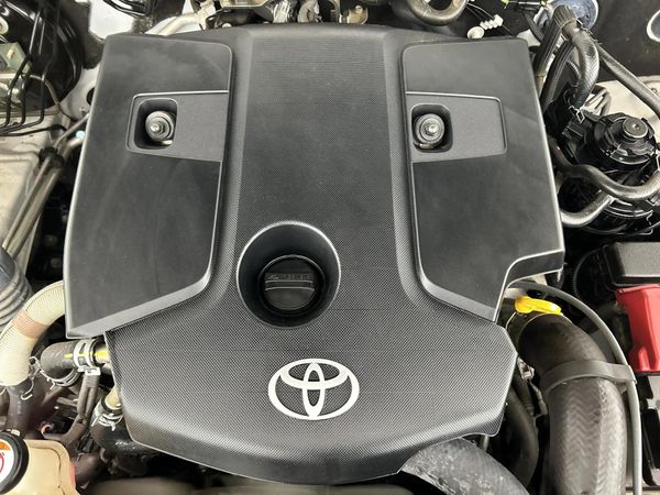 2022-Toyota-Hilux-28-GD-6-Raised-Body-Legend-Auto-Extended-Cab image:13