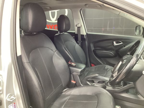 2014-Hyundai-ix35-20-CRDi-Elite image:14