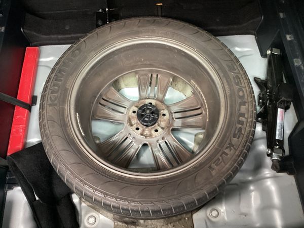 2014-Hyundai-ix35-20-CRDi-Elite image:16