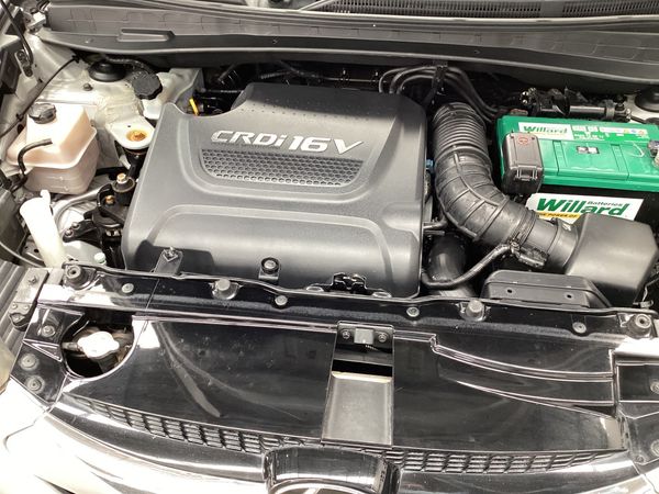 2014-Hyundai-ix35-20-CRDi-Elite image:17