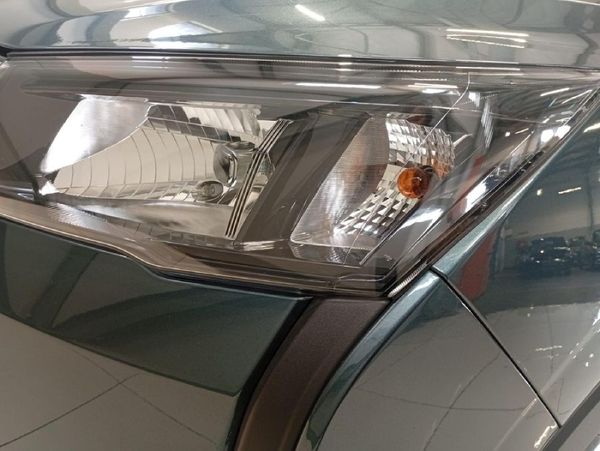 2023-Mahindra-XUV-300-12T-W6 image:14