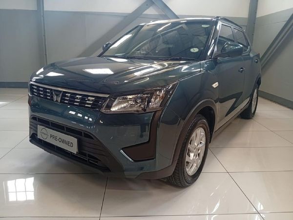 2023-Mahindra-XUV-300-12T-W6 image:1