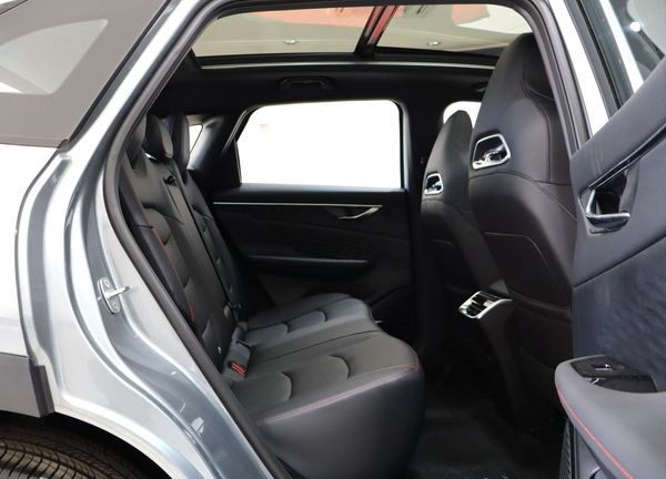 2026-BAIC-X55-Plus-15T-Premium image:18