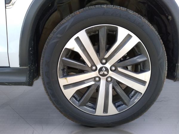 2023-Mitsubishi-ASX-20 image:10