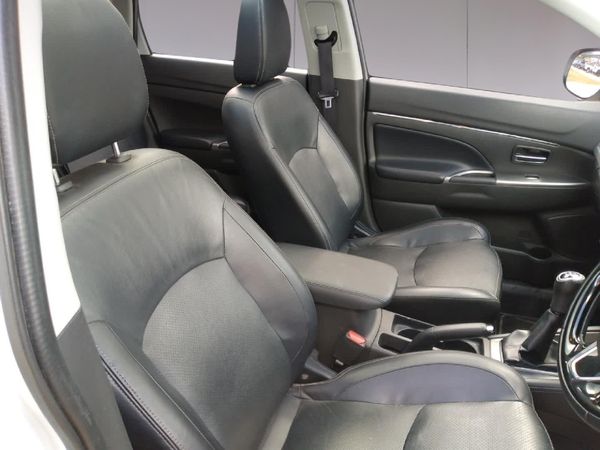 2023-Mitsubishi-ASX-20 image:15