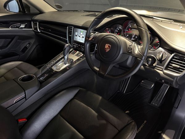 2013-Porsche-Panamera-Diesel-Auto image:14
