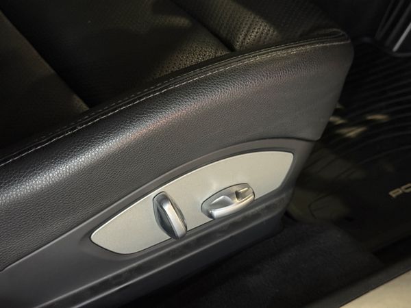 2013-Porsche-Panamera-Diesel-Auto image:28