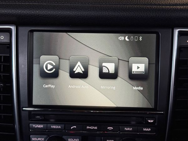 2013-Porsche-Panamera-Diesel-Auto image:32