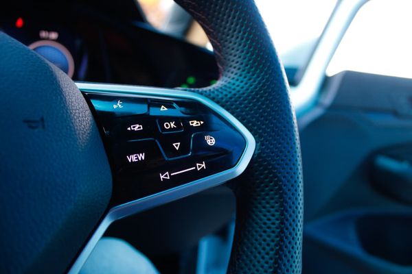 2021-Volkswagen-Golf-8-GTI-20-TSI-Auto image:17