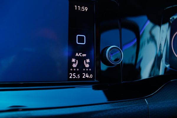 2021-Volkswagen-Golf-8-GTI-20-TSI-Auto image:22