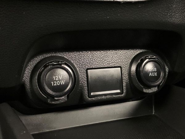 2025-Suzuki-Ertiga-15-GA image:9
