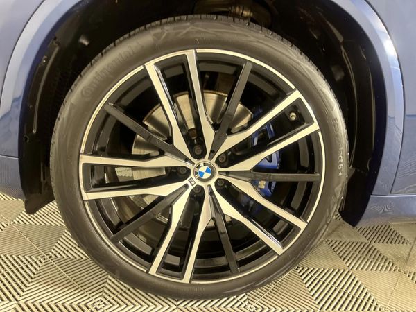 2019-BMW-X5-xDrive30d-M-Sport image:4