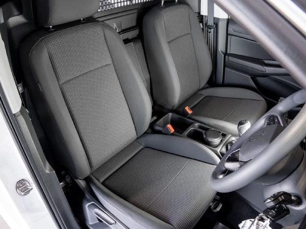 2026-Volkswagen-Caddy-Cargo-16i-81kw-Panel-Van image:7