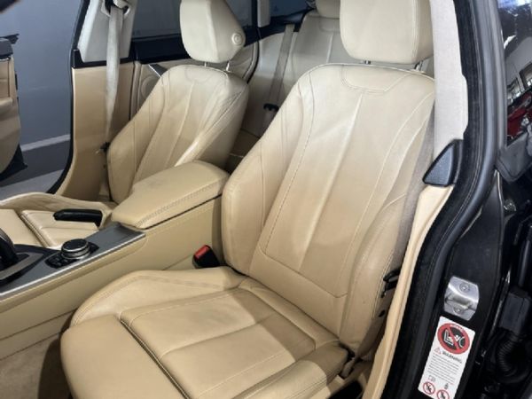 2015-BMW-4-Series-420i-Coupe-Auto image:8