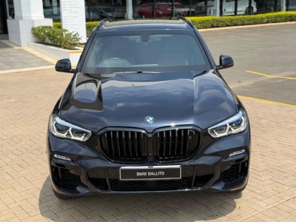 2022-BMW-X5-M50i image:6