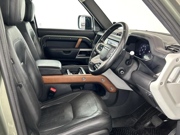 2020-Land-Rover-Defender-110-D240-HSE-177kW image:9