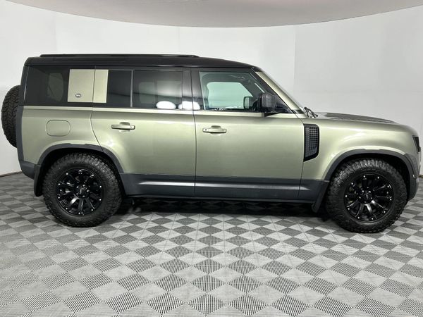 2020-Land-Rover-Defender-110-D240-HSE-177kW image:18