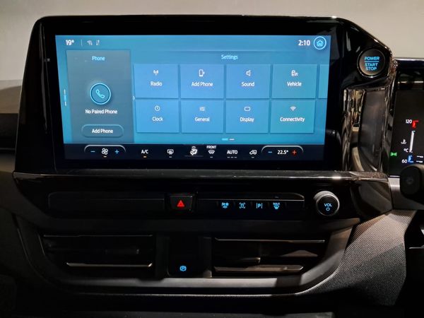 2025-Ford-Tourneo-Custom-Active image:9