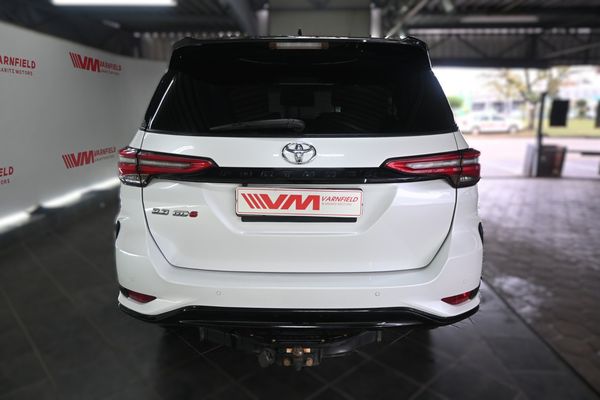 2025-Toyota-Fortuner-28-GD-6-RB-Auto image:4