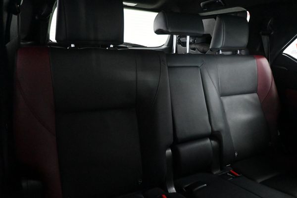 2025-Toyota-Fortuner-28-GD-6-RB-Auto image:7