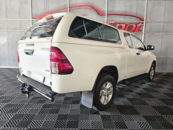 2020-Toyota-Hilux-24-GD-6-Raised-Body-SRX-Extended-Cab image:2