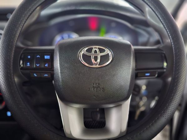 2020-Toyota-Hilux-24-GD-6-Raised-Body-SRX-Extended-Cab image:6