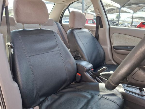 2002-Nissan-Almera-16-Luxury-Auto image:16