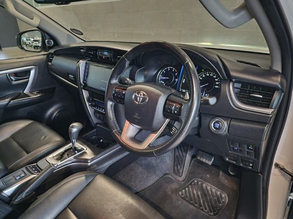 2021-Toyota-Fortuner-28-GD-6-4x4-Auto image:10