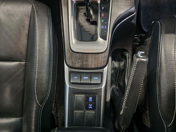2021-Toyota-Fortuner-28-GD-6-4x4-Auto image:15
